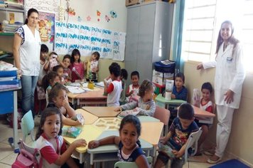 Foto - MULTIPLICANDO CONHECIMENTOS SOBRE SAÚDE BUCAL NA ESCOLA