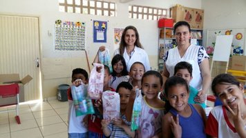 MULTIPLICANDO CONHECIMENTOS SOBRE SAÚDE BUCAL NA ESCOLA