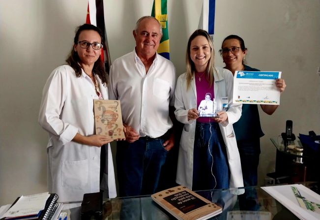 Unidade de Saúde da Família de Fernão é Premiada no 36º Congresso de Secretários Municipais de Saúde do Estado de São Paulo - 19ª Mostra de Experiências Exitosas dos Municípios e com o 12º Prêmio David Capistrano.