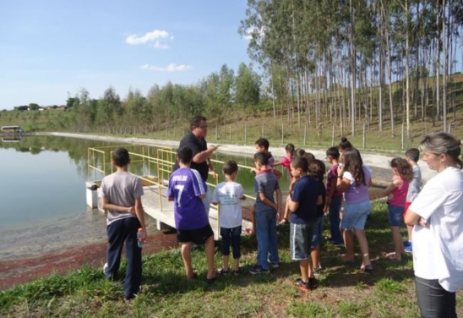 Alunos da Rede Municipal de Ensino visitam a Estação de Tratamento de Esgoto